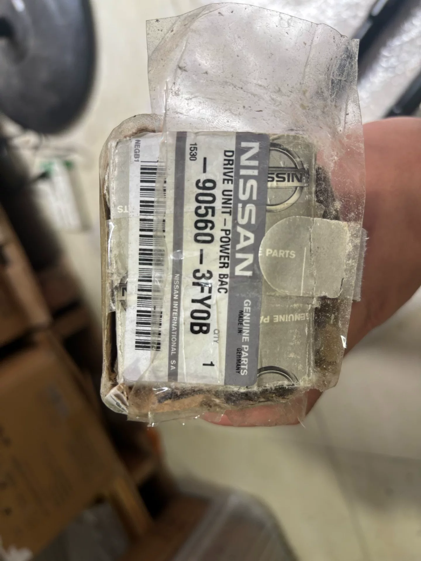 英菲尼迪qx70 fx全新原厂尾门撑杆一个!全新原厂正品,假 英菲尼迪qx70 fx全新原厂尾门撑杆一个!全新原厂正品,假