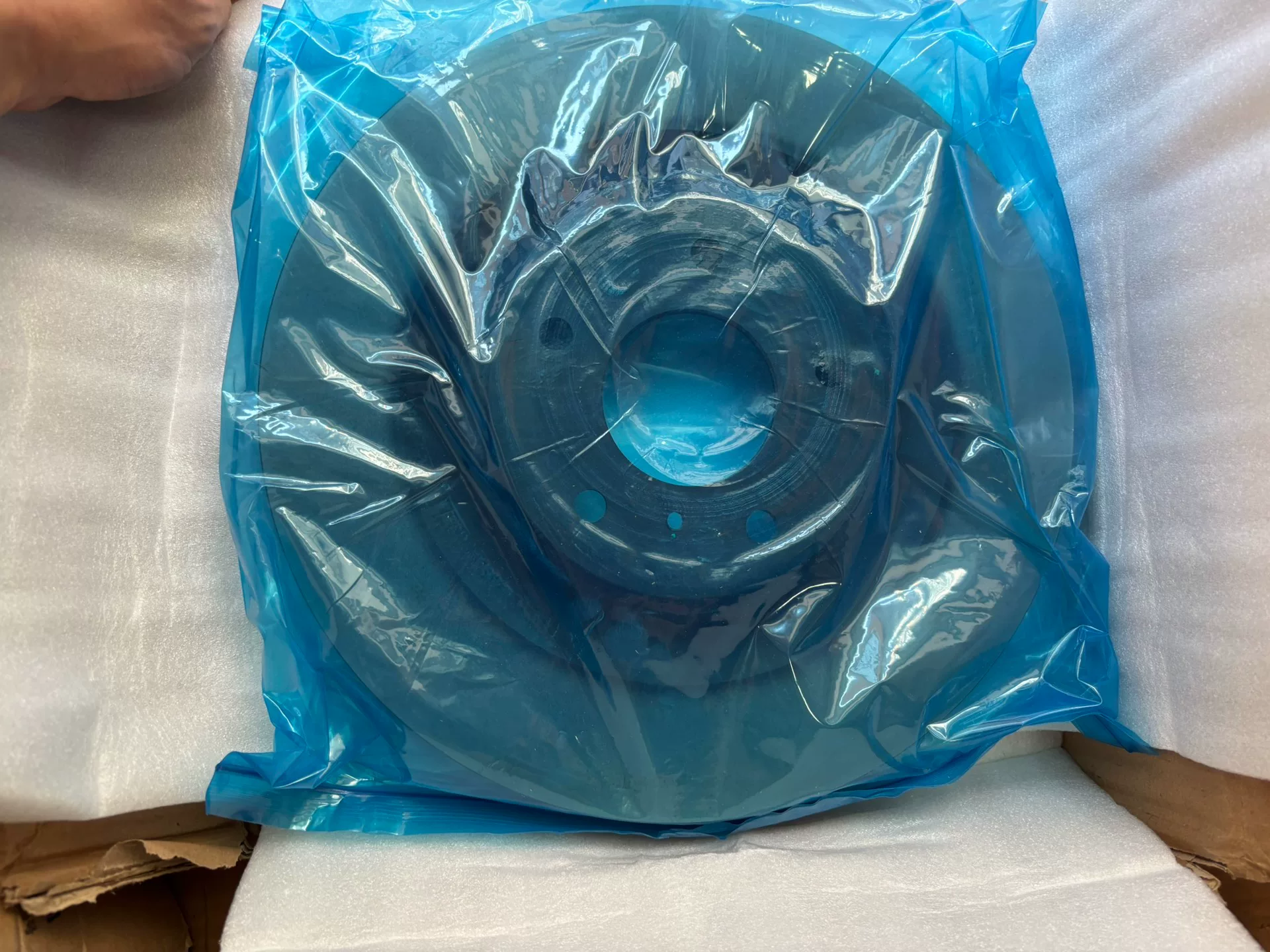 英菲尼迪q50l前制动盘!纯正原装! 英菲尼迪q50l前制动盘!纯正原装!