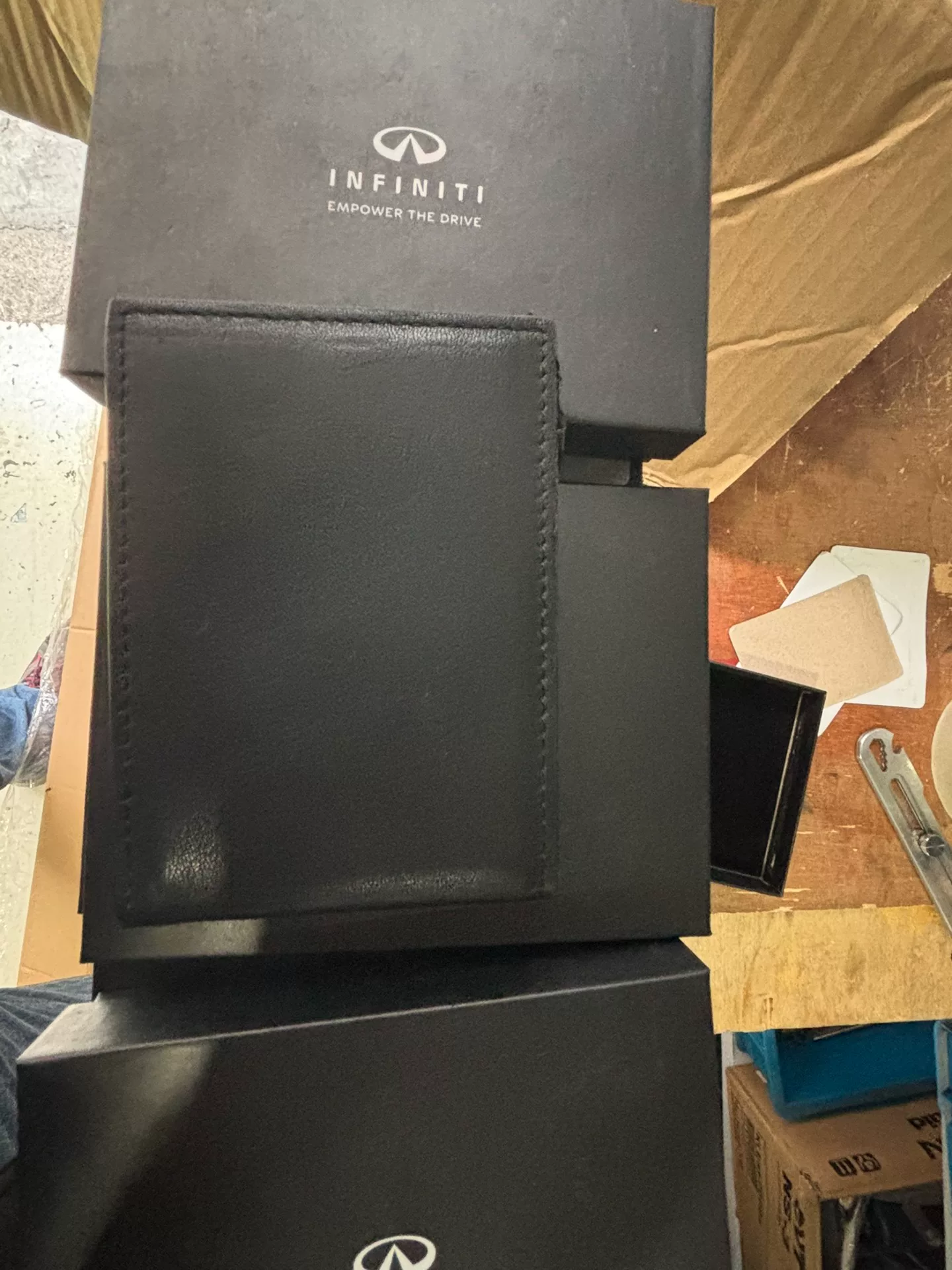 英菲尼迪纯正精品小牛皮驾驶证,行驶证证件夹!原装正品,带原包 英菲尼迪纯正精品小牛皮驾驶证,行驶证证件夹!原装正品,带原包
