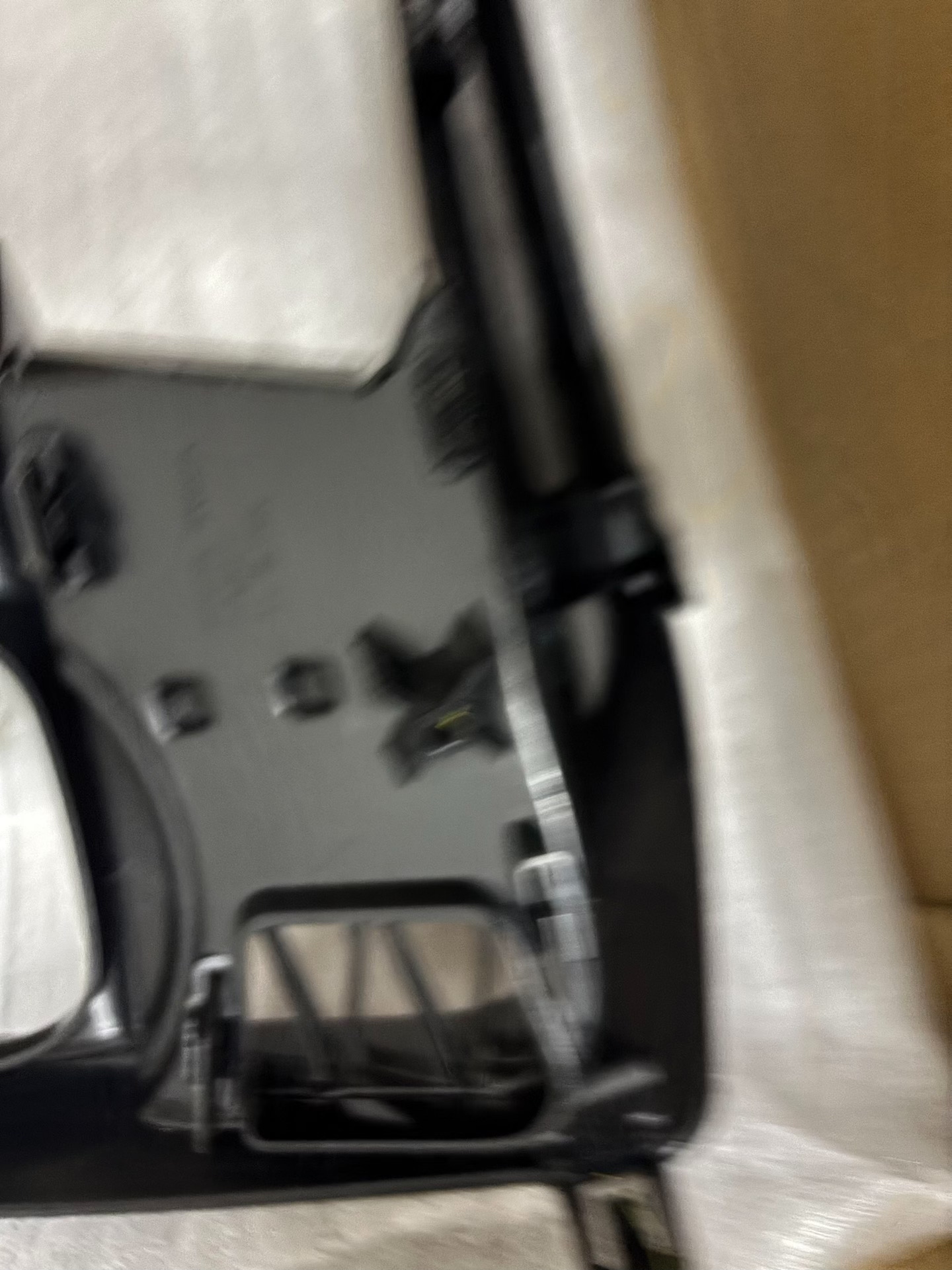 英菲尼迪qx55全新原厂雾灯罩!进口正品,单个价格,原厂包装 英菲尼迪qx55全新原厂雾灯罩!进口正品,单个价格,原厂包装
