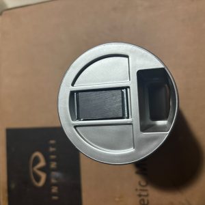 英菲尼迪全系列全新进口车载烟灰缸!原厂正品,带原包装盒,适配