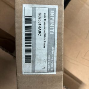 英菲尼迪esq原厂led迎宾踏板 全新未拆封！原厂正品，带原