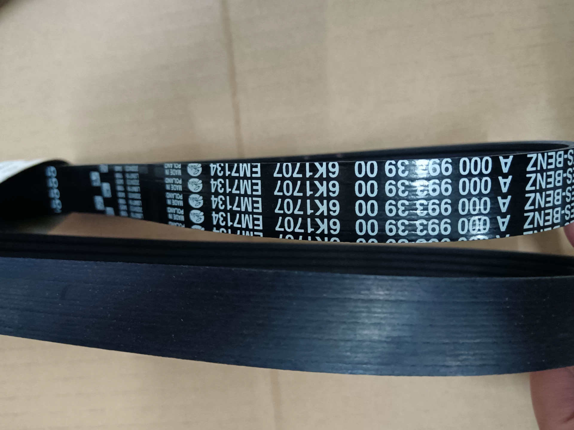 英菲尼迪q50l原厂皮带,全新正品!原厂包装,未拆封,品质有 英菲尼迪q50l原厂皮带,全新正品!原厂包装,未拆封,品质有