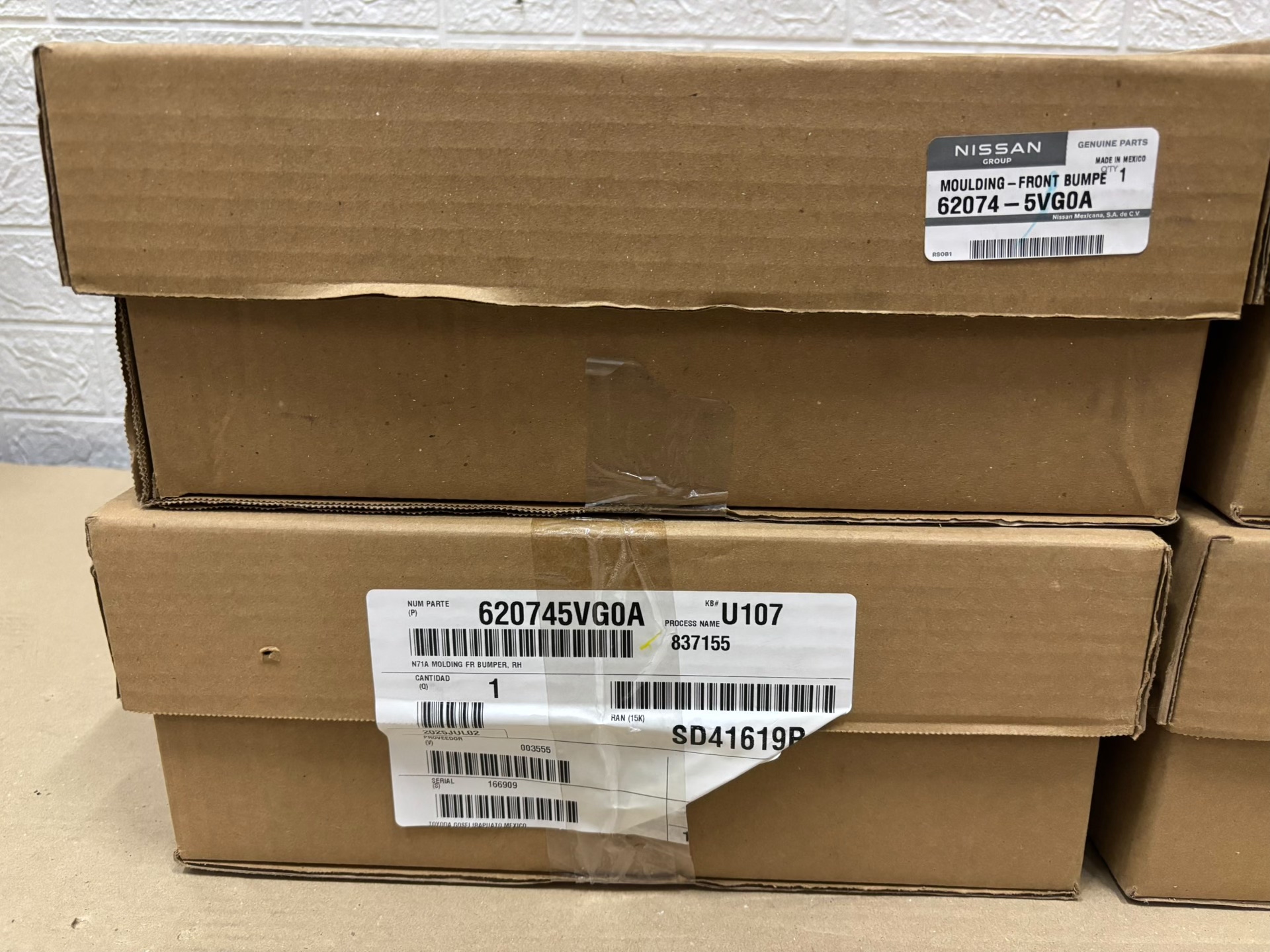 英菲尼迪qx55全新原厂雾灯罩!进口正品,单个价格,原厂包装 英菲尼迪qx55全新原厂雾灯罩!进口正品,单个价格,原厂包装