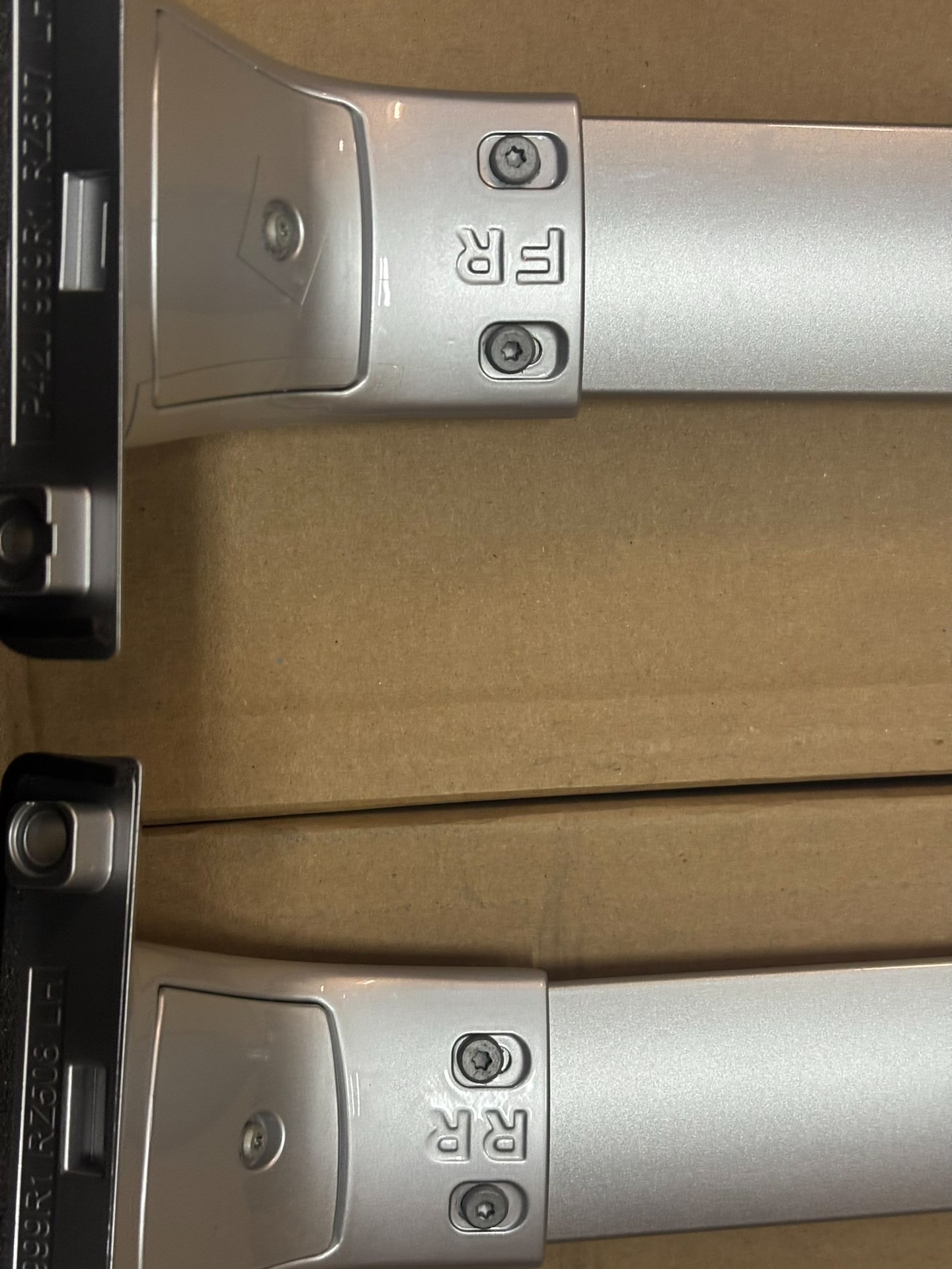 英菲尼迪原厂jx35 qx60 新款qx60 车顶横支架日 英菲尼迪原厂jx35 qx60 新款qx60 车顶横支架日