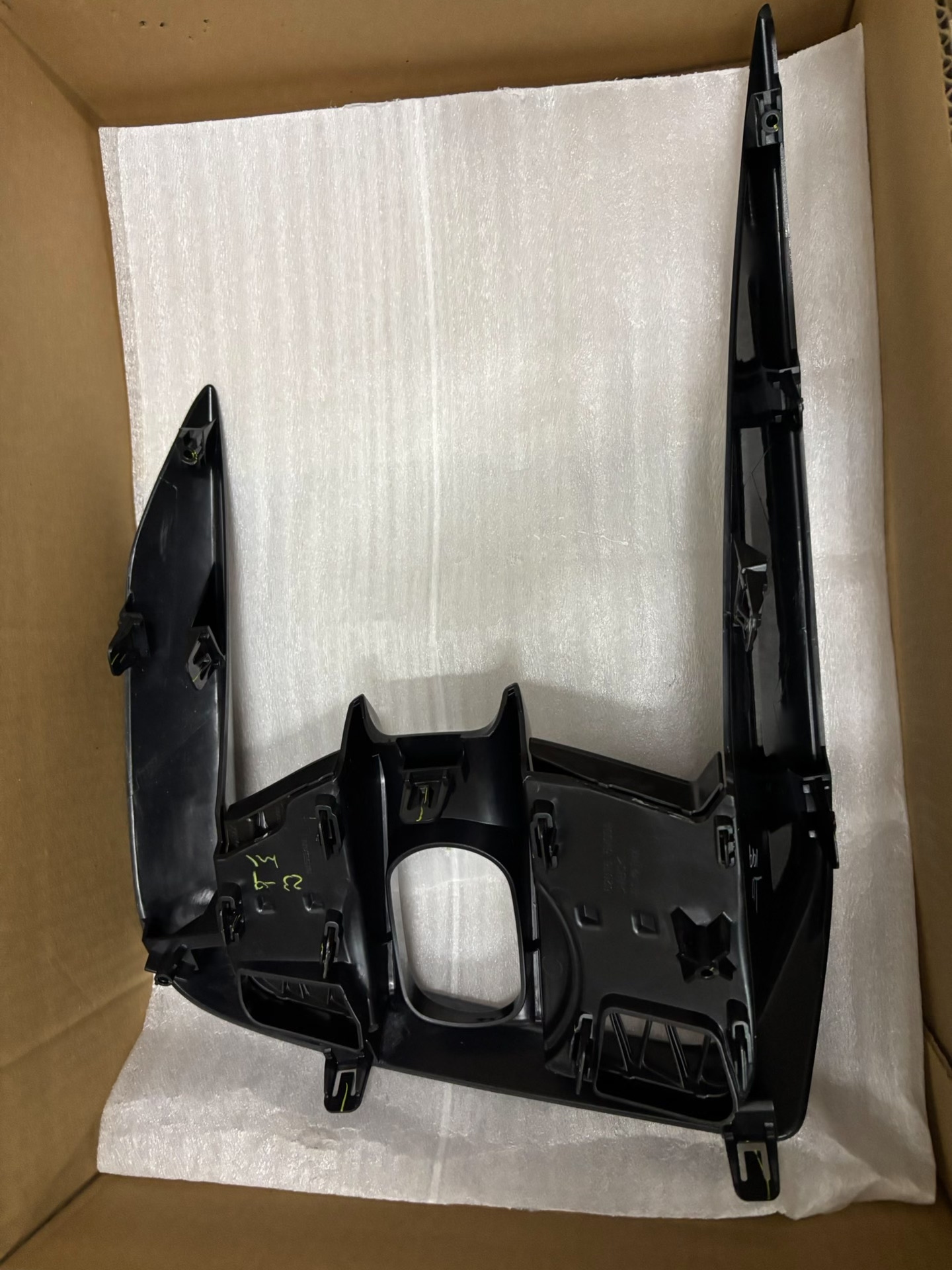 英菲尼迪qx55全新原厂雾灯罩!进口正品,单个价格,原厂包装 英菲尼迪qx55全新原厂雾灯罩!进口正品,单个价格,原厂包装