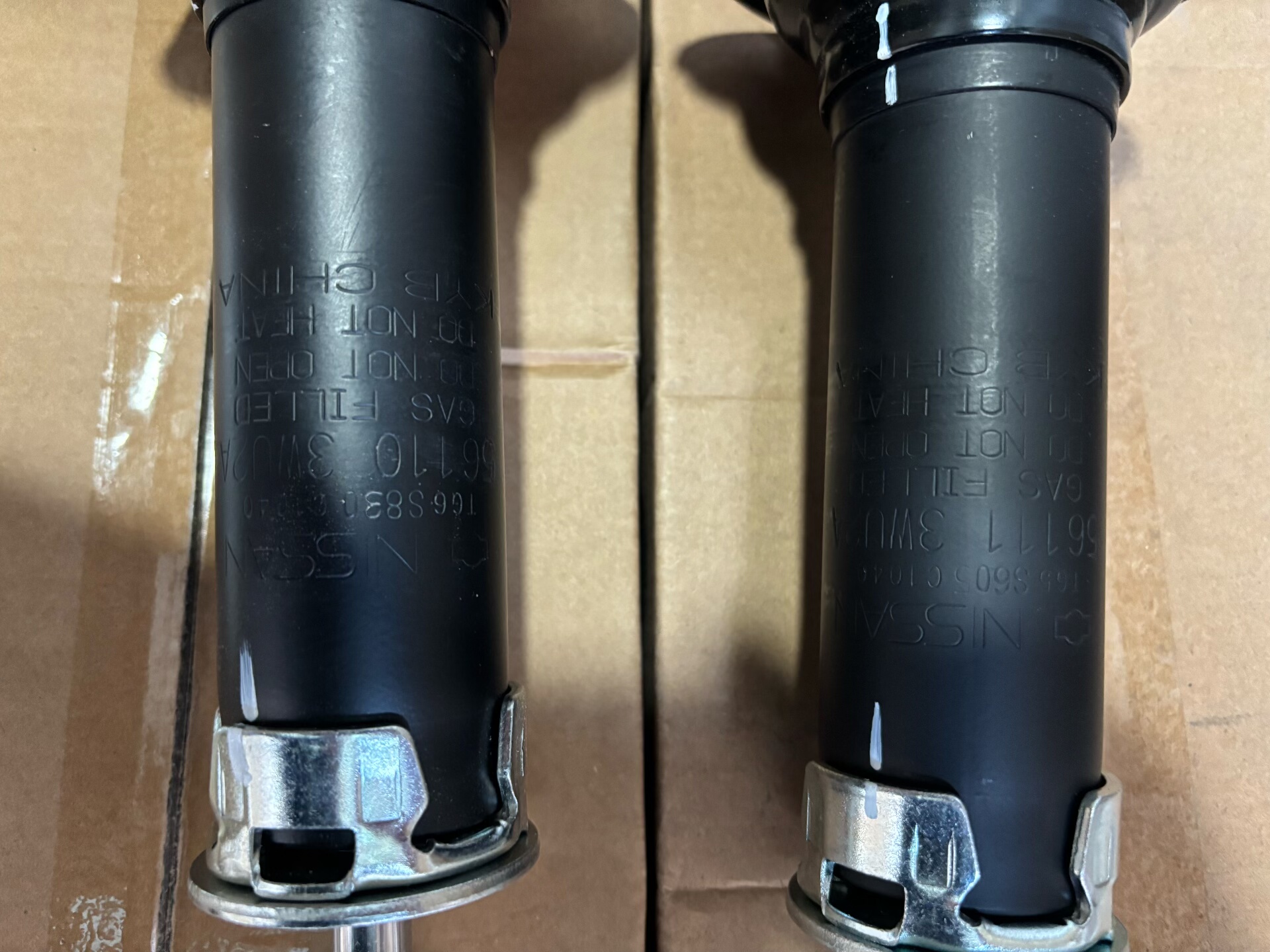 英菲尼迪qx50原厂前减震器单独一个价格,prc国产版(20 英菲尼迪qx50原厂前减震器单独一个价格,prc国产版(20