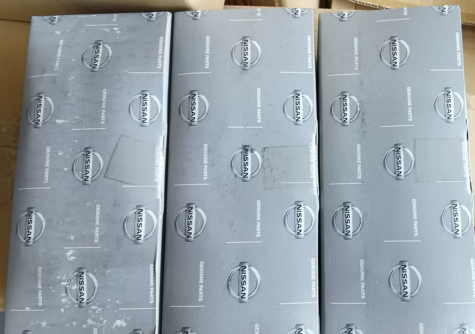 英菲尼迪纯正原厂前后刹车片!全新正品! 英菲尼迪纯正原厂前后刹车片!全新正品!