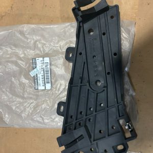 英菲尼迪全新款qx60保险杠前后支架,q70保险杠支架,原厂