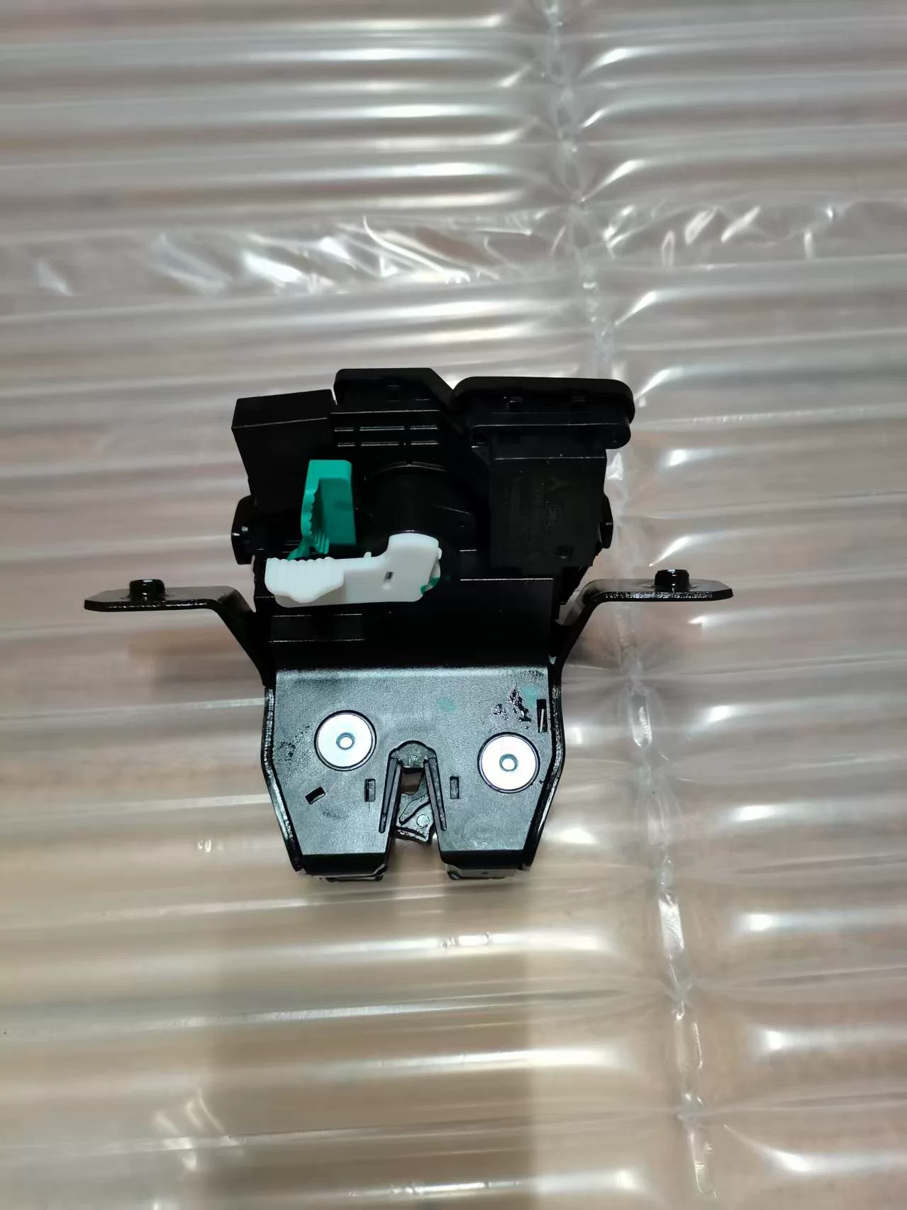 岚图voyah全新原厂原包配件特价销售! 岚图voyah全新原厂原包配件特价销售!