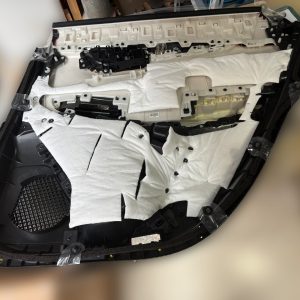 英菲尼迪2018款qx50四门前后左右四门内饰板全新原厂!