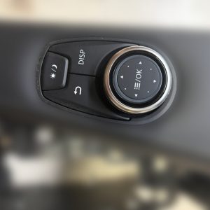 英菲尼迪2018款qx50中央扶手总成!全新原厂!