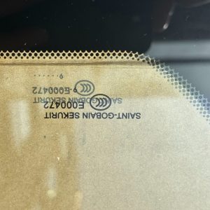 英菲尼迪qx50 左右后三角玻璃全新原厂!