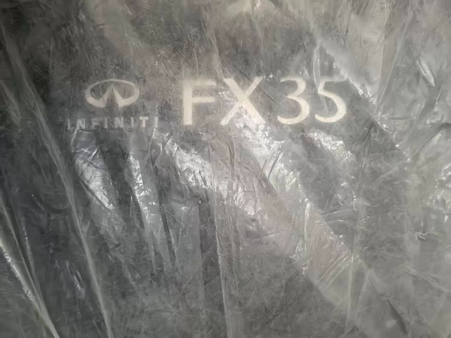 英菲尼迪fx35黑色脚垫 全新原厂原包! 英菲尼迪fx35黑色脚垫 全新原厂原包!