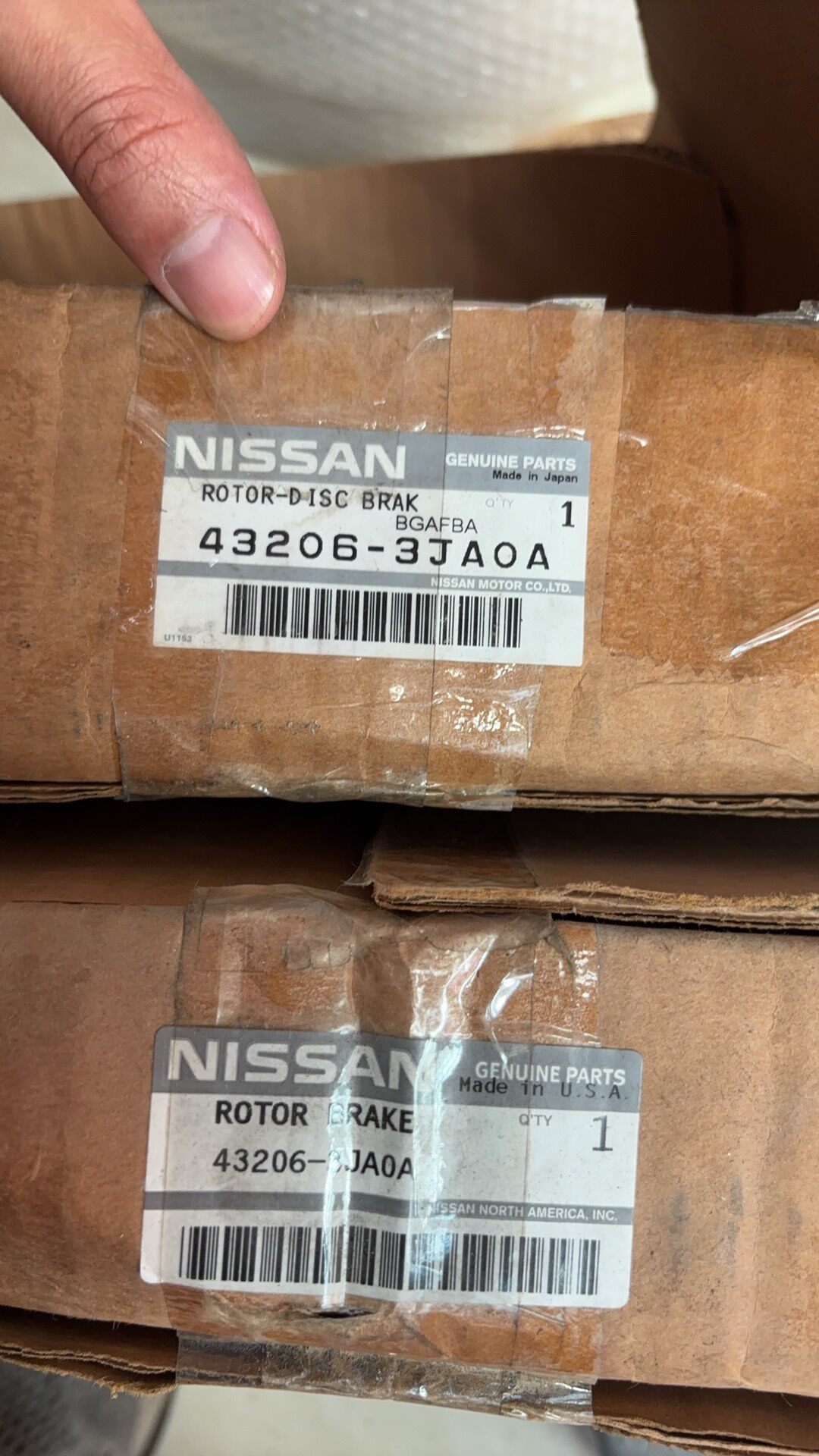 英菲尼迪qx60进口后刹车盘,全新原厂正品!日本日产原装,型 英菲尼迪qx60进口后刹车盘,全新原厂正品!日本日产原装,型