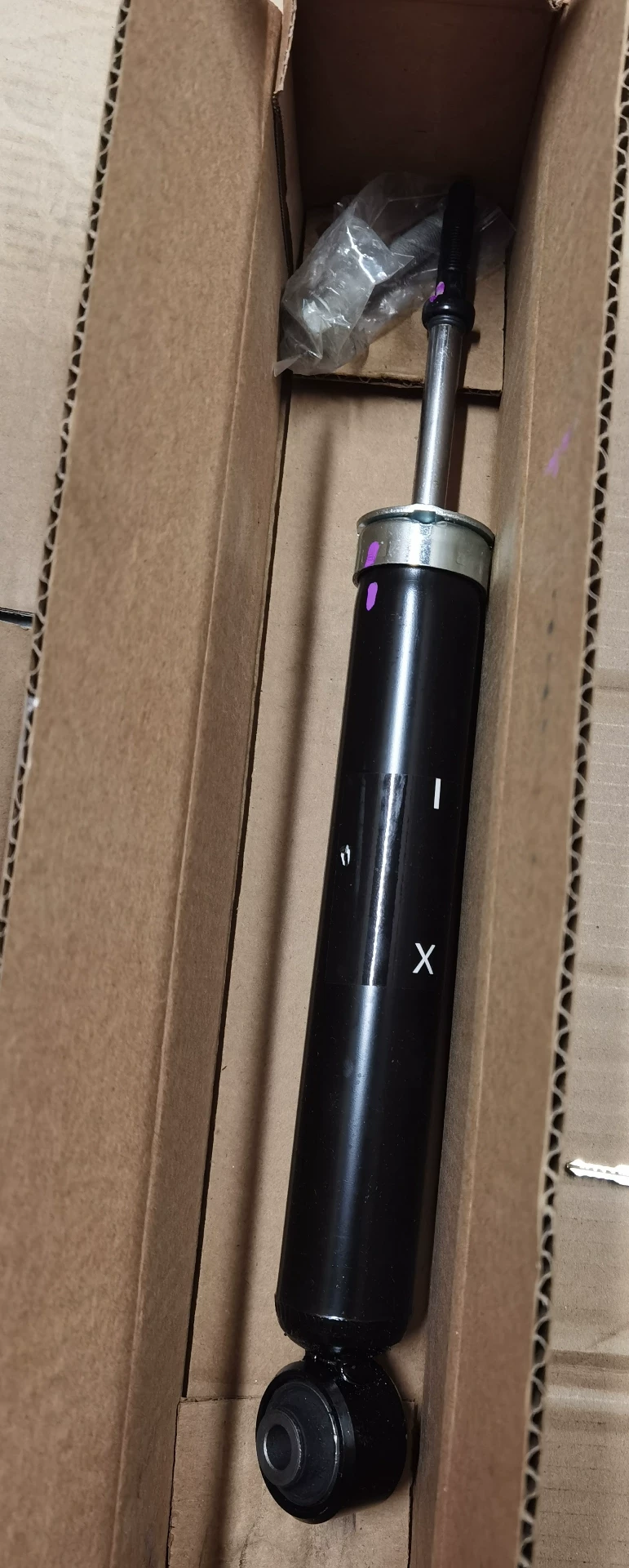 英菲尼迪纯正原厂配件jx qx60后减震器 英菲尼迪纯正原厂配件jx qx60后减震器